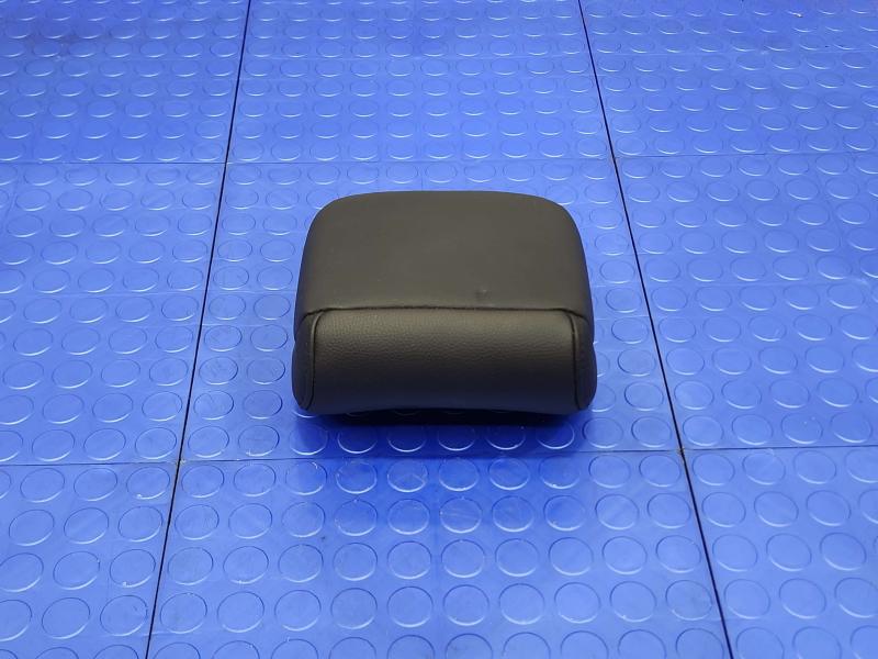2017 Acura RDX Headrest