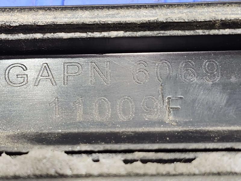 2012 Dodge Grand Caravan Front Door Moulding