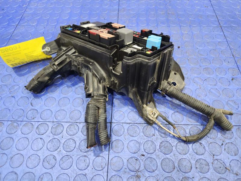2017 Toyota Prius Engine Fuse Box
