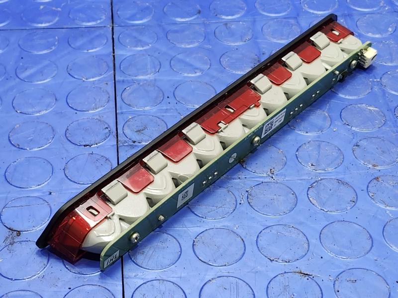2016-2018 Kia Optima High Mounted Stop Lamp 3rd Brake Light OEM 92700D4100