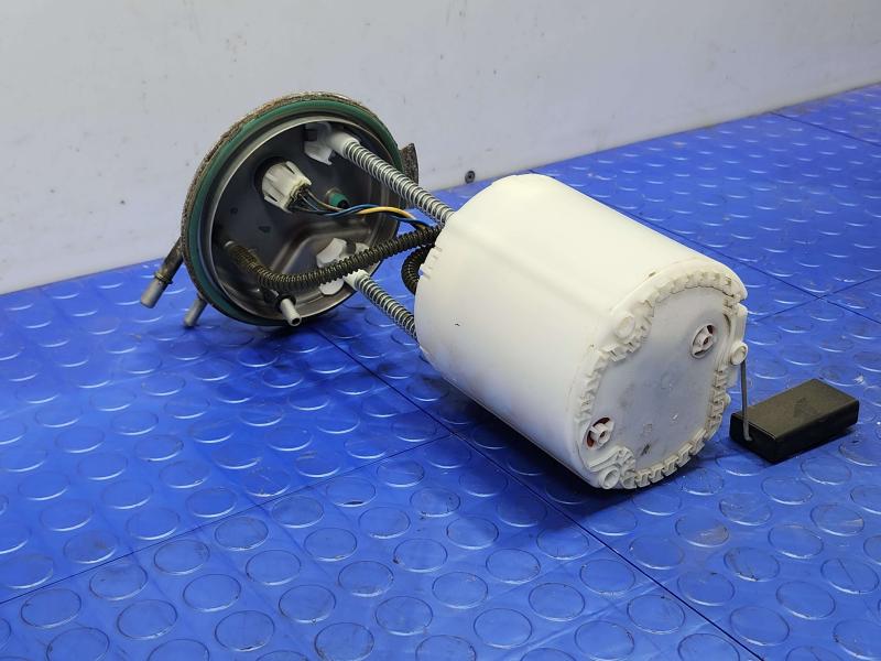 2009-2014 GMC Yukon 5.3L 6.2L Fuel Pump Assembly Genuine OEM Part 20903296