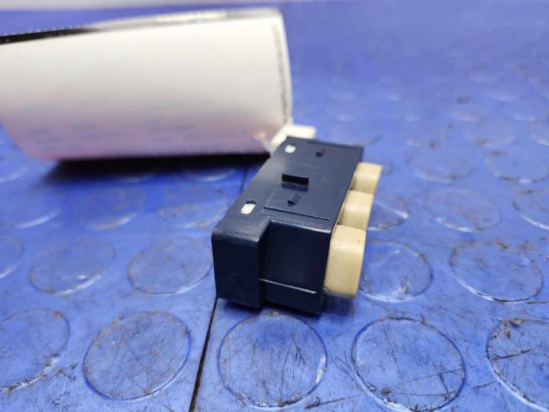 2015 Toyota Avalon Door Switch Front