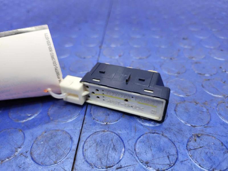 2015 Toyota Avalon Door Switch Front