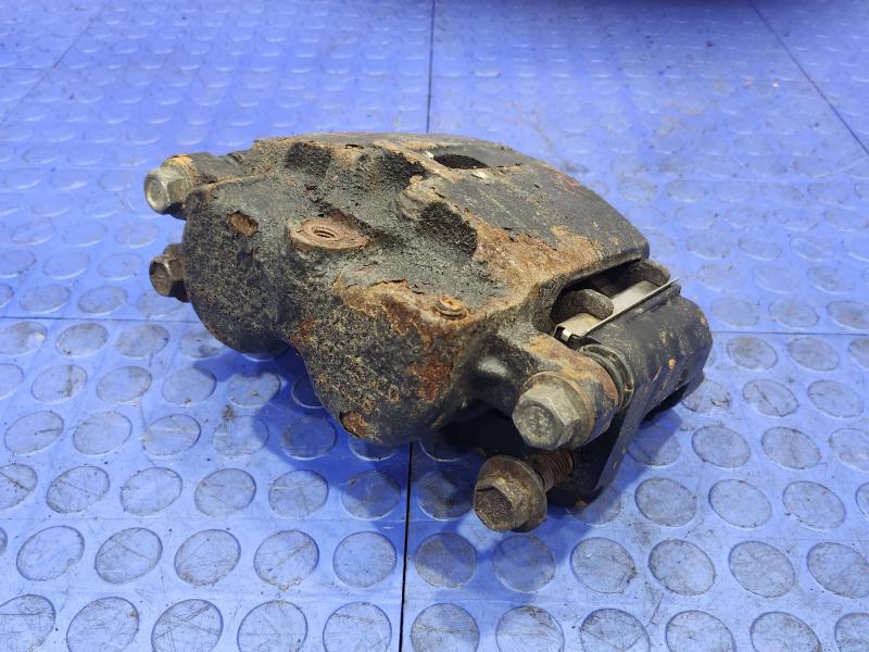 2002 GMC Sierra 2500 Caliper