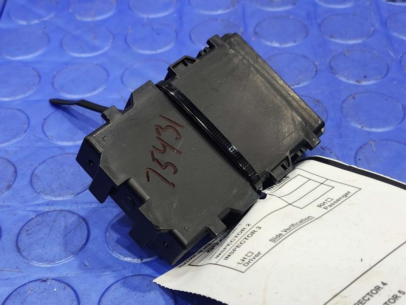 2017 Toyota Prius Chassis Brain Box