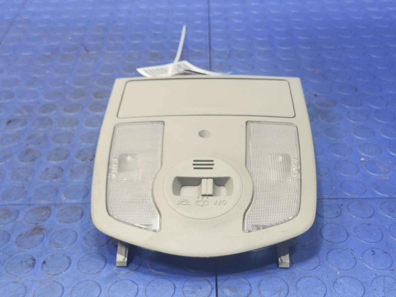 2014 Toyota Prius Front Console