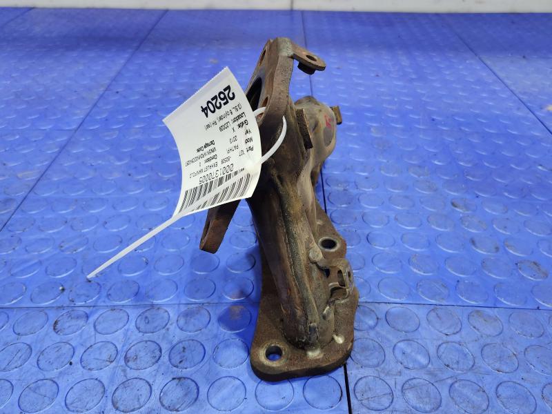 2013 Nissan Pathfinder Exhaust Manifold