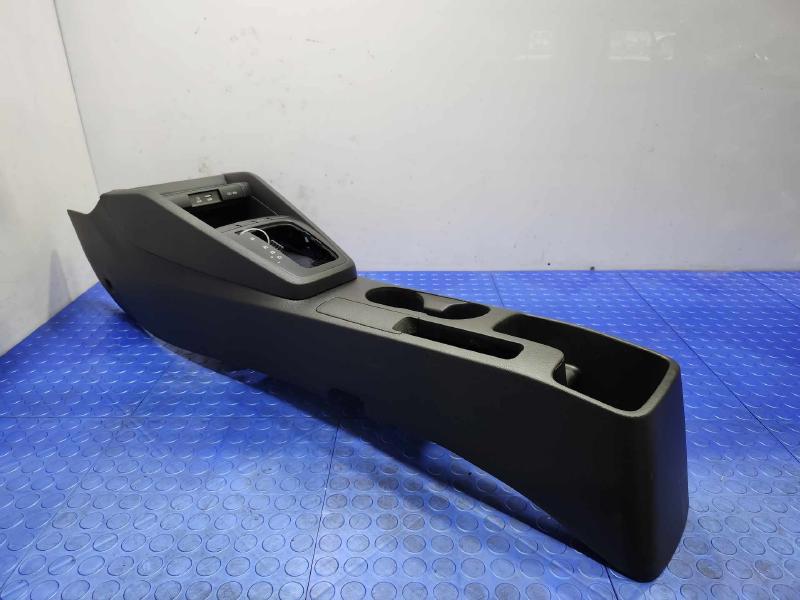 2018-2023 Kia Rio Center Floor Console Assembly Black w/o Armrest OEM 84611H9000WK