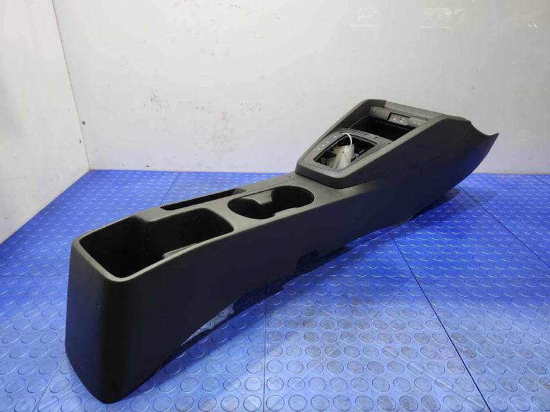 2018-2023 Kia Rio Center Floor Console Assembly Black w/o Armrest OEM 84611H9000WK
