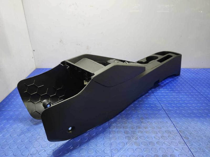 2018-2023 Kia Rio Center Floor Console Assembly Black w/o Armrest OEM 84611H9000WK