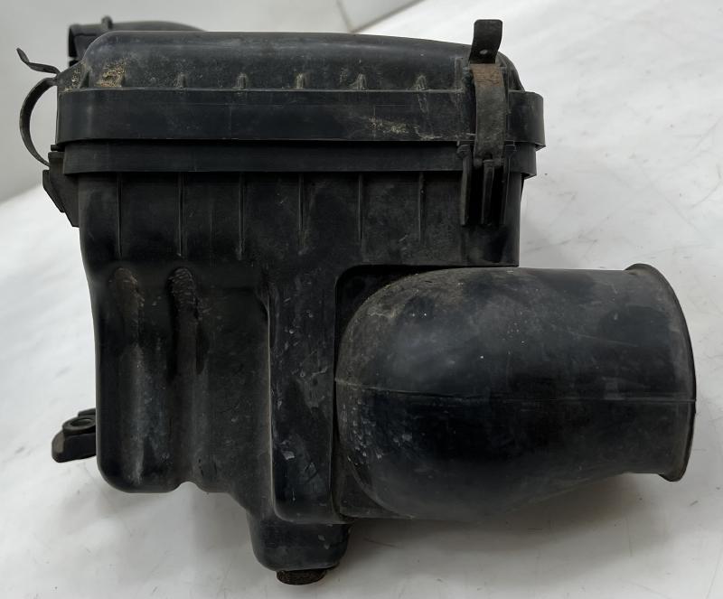2001 Isuzu Trooper Air Cleaner