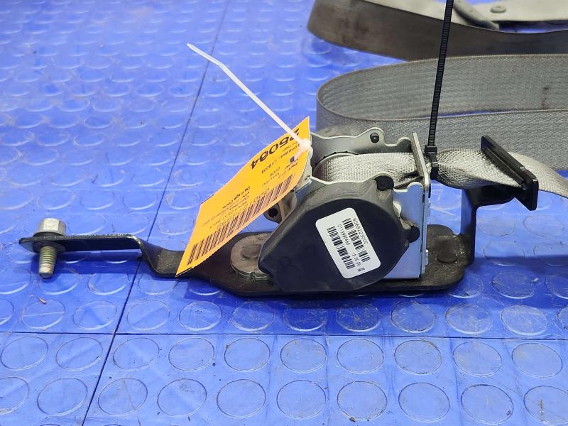 2009 Chevrolet Malibu Rear Seat Belt
