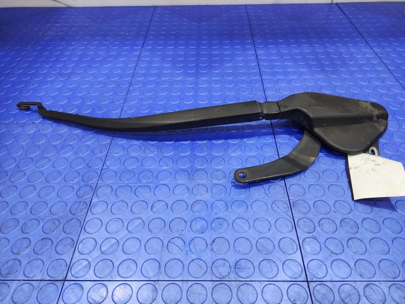 2010 Toyota Prius Wiper Arm