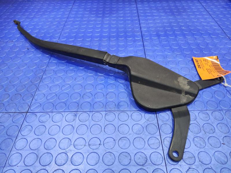 2010 Toyota Prius Wiper Arm