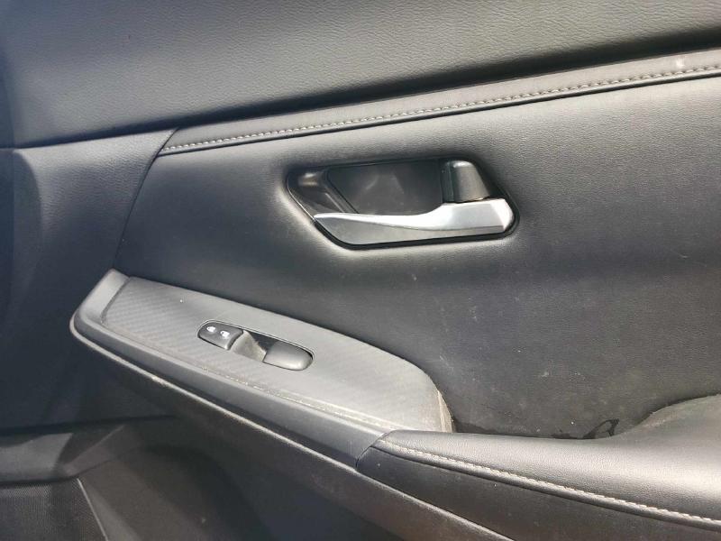 2020 Nissan Sentra Front Door Trim Panel