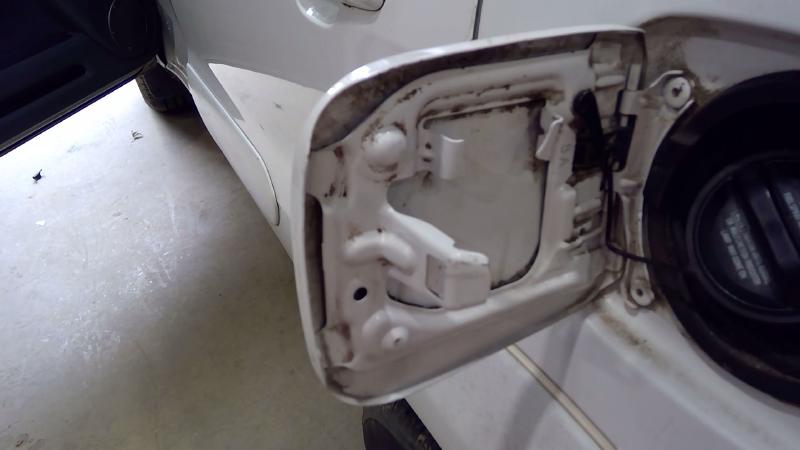 2001 - 2005 Toyota Rav-4 Fuel Filler Door Gas Flap White 064 OEM 7735042060