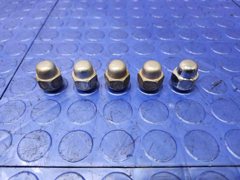 2016 Hyundai Tucson Lug Nuts