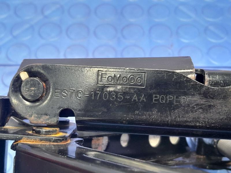 2015 Ford Fusion Jack Assembly
