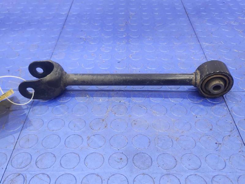 2016 Toyota Prius Lower Control Arm Rr