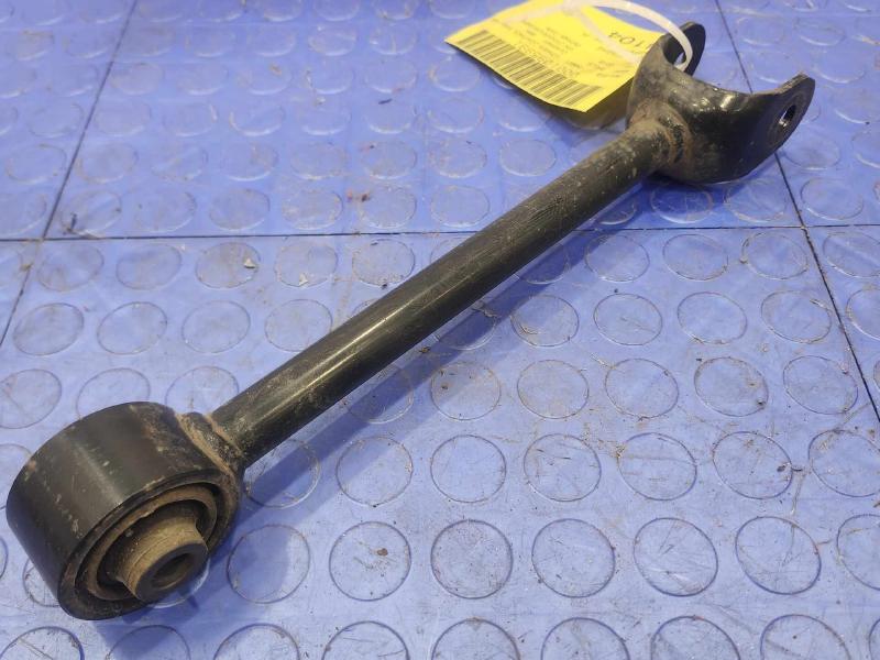 2016 Toyota Prius Lower Control Arm Rr