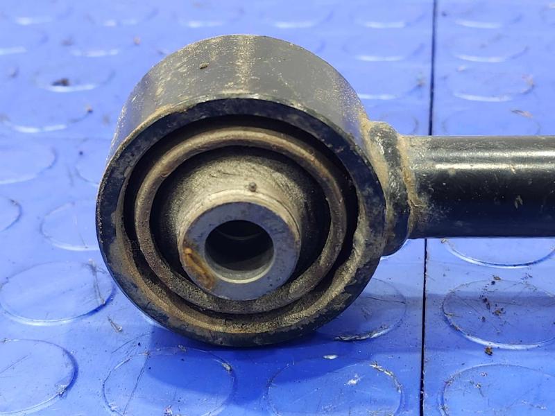 2016 Toyota Prius Lower Control Arm Rr