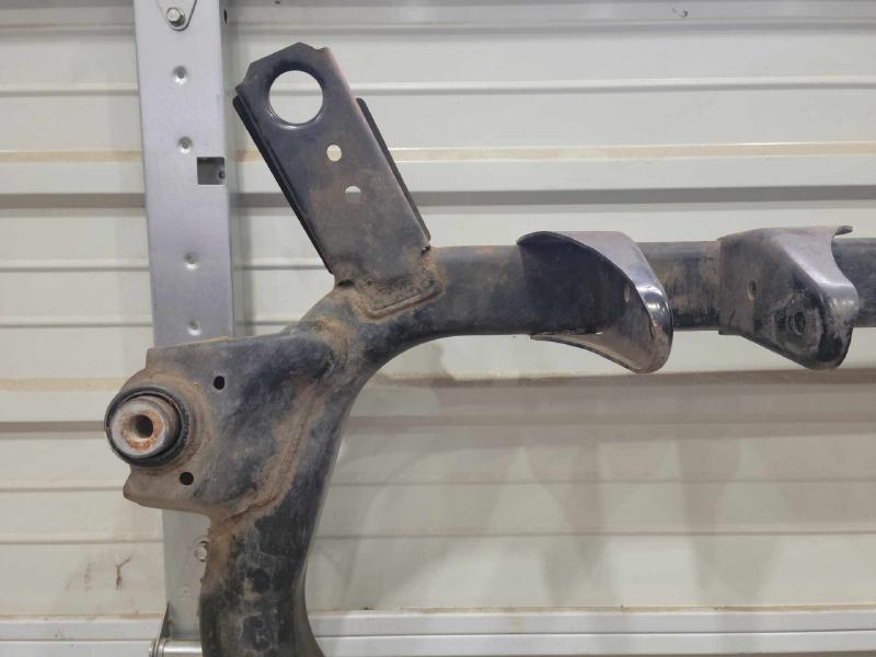 2008-2010 Saturn Vue 3.5L 3.6L Front Crossmember Subframe Genuine OEM 20927549