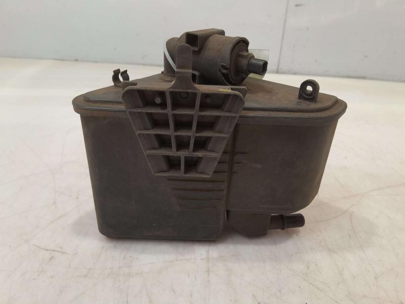 2014 - 2022 Mercedes Benz CLA250 Fuel Vapor Charcoal Canister Assembly OEM 2464700159