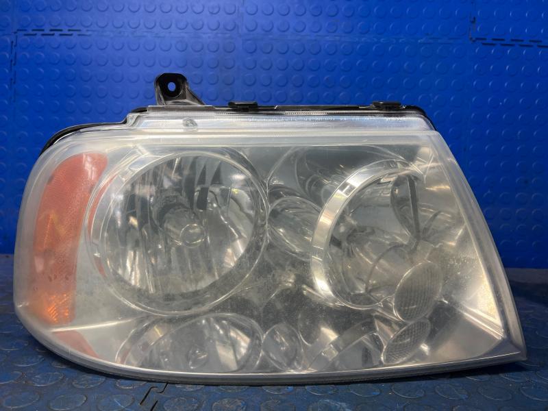 2004 Lincoln Navigator Headlamp Assembly