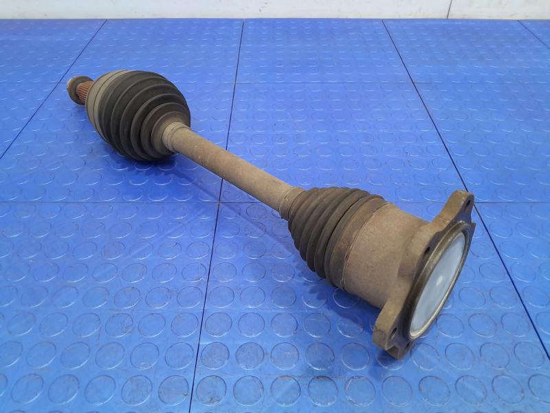 2013 Cadillac Escalade Axle Shaft