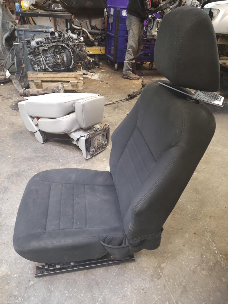 2015 - 2020 Dodge Charger Front Seat RH Passenger Side Black (C8X9) Cloth Manual OEM