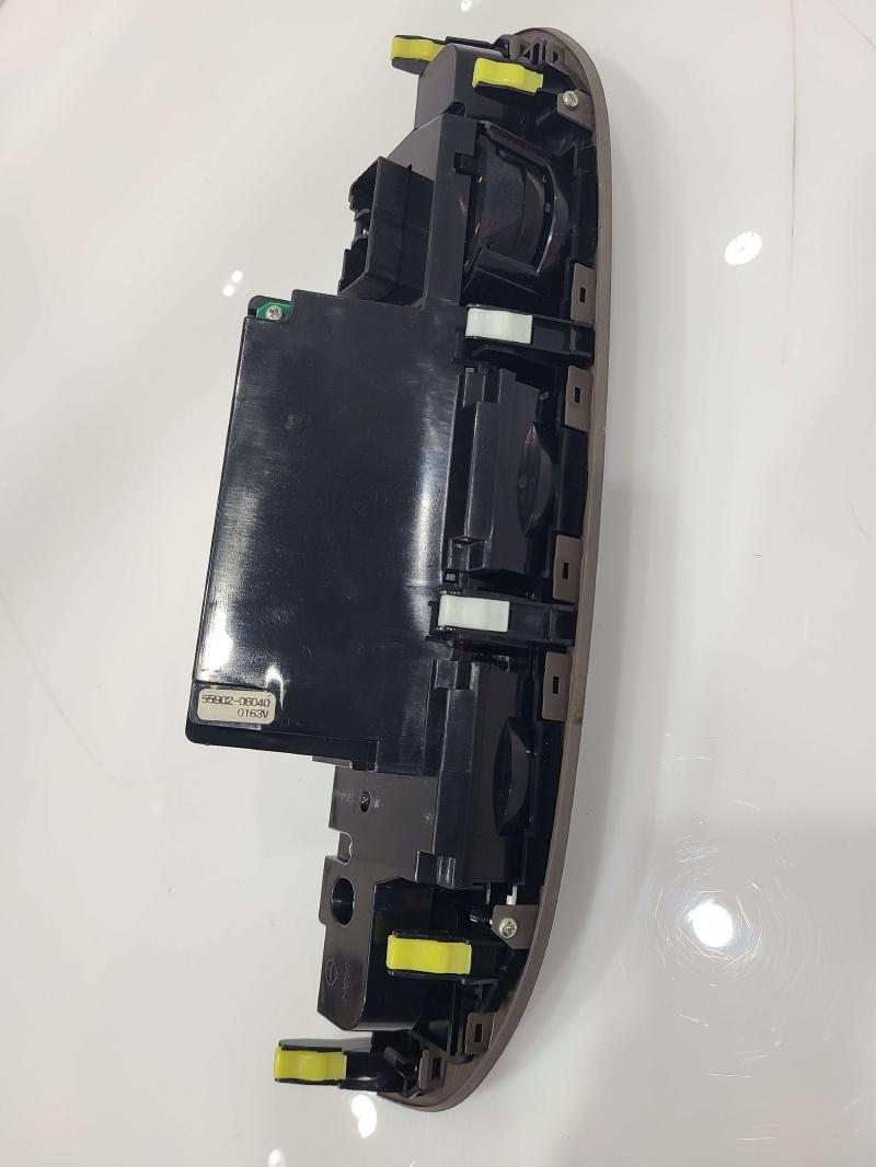 2003 Toyota Camry Heater A/C Control
