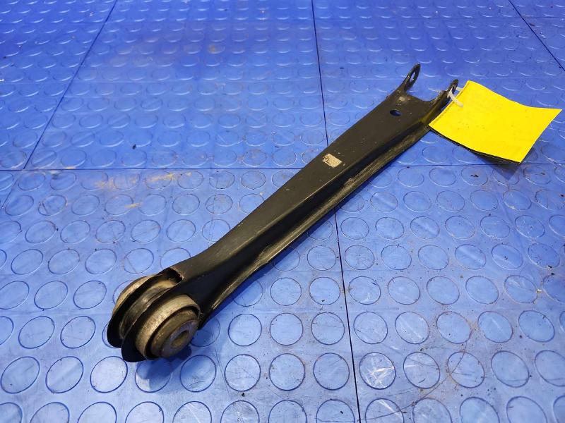 2019 Cadillac XT5 Lower Control Arm Rr