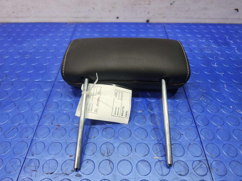 2019 Chevrolet Silverado 3500 Headrest
