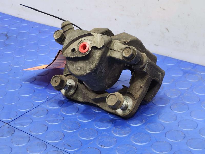2014 Toyota RAV4 Caliper