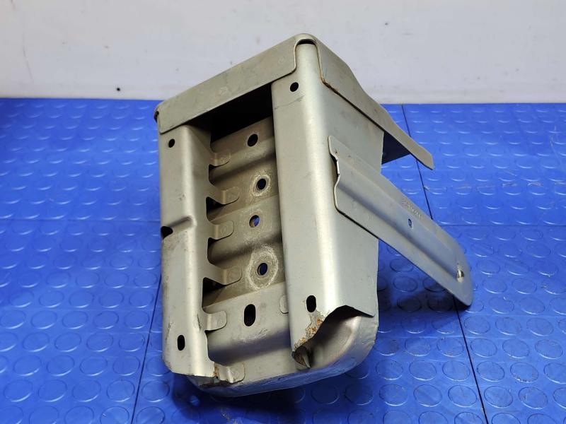 2014 Dodge Journey Battery Tray