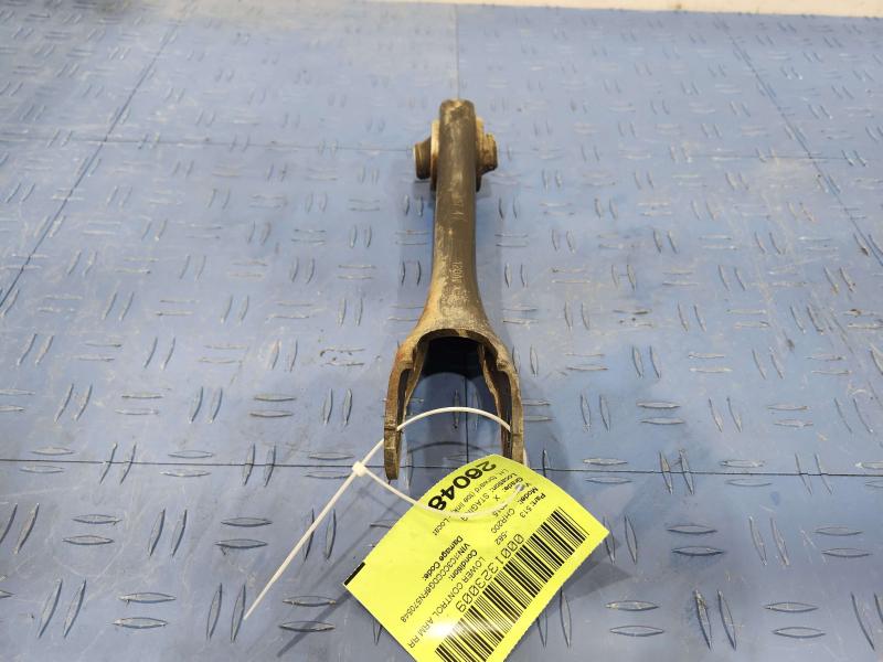 2015 Chrysler 200 Lower Control Arm Rr