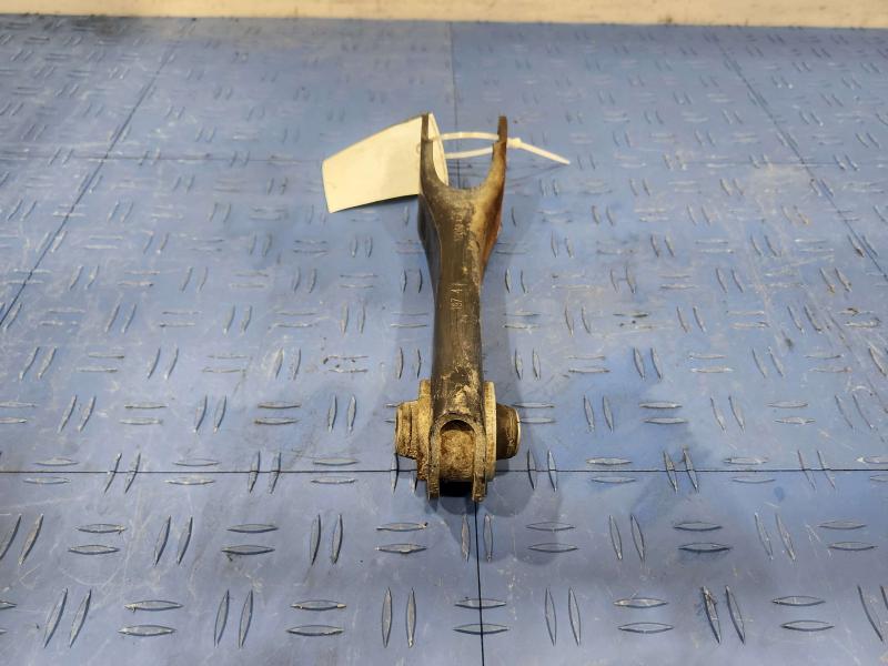 2015 Chrysler 200 Lower Control Arm Rr