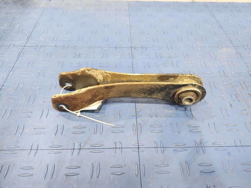 2015 Chrysler 200 Lower Control Arm Rr