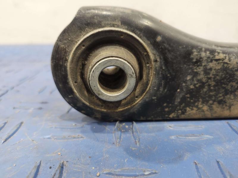 2015 Chrysler 200 Lower Control Arm Rr