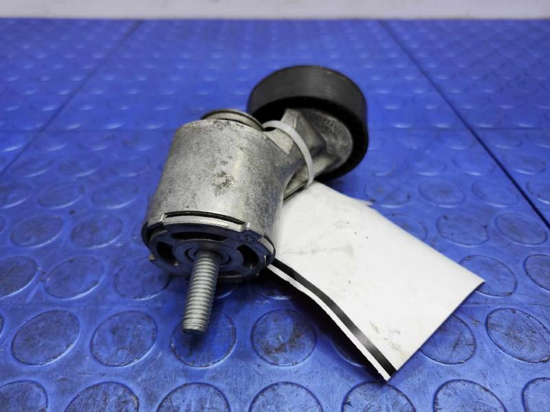 2013 Volkswagen Beetle Engine Belt Tensioner