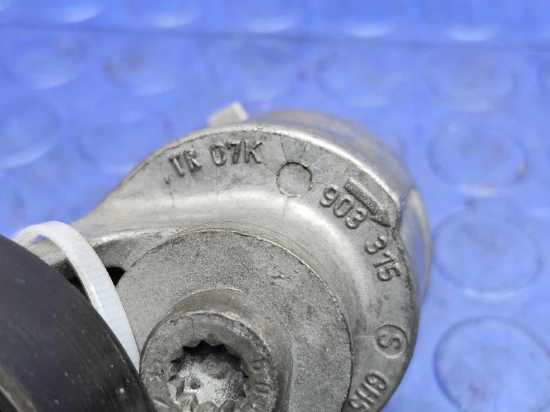 2013 Volkswagen Beetle Engine Belt Tensioner