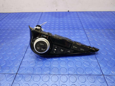 2015 Toyota Prius Heater A/C Control