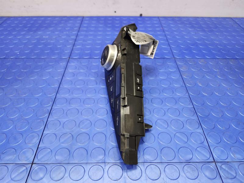2015 Toyota Prius Heater A/C Control
