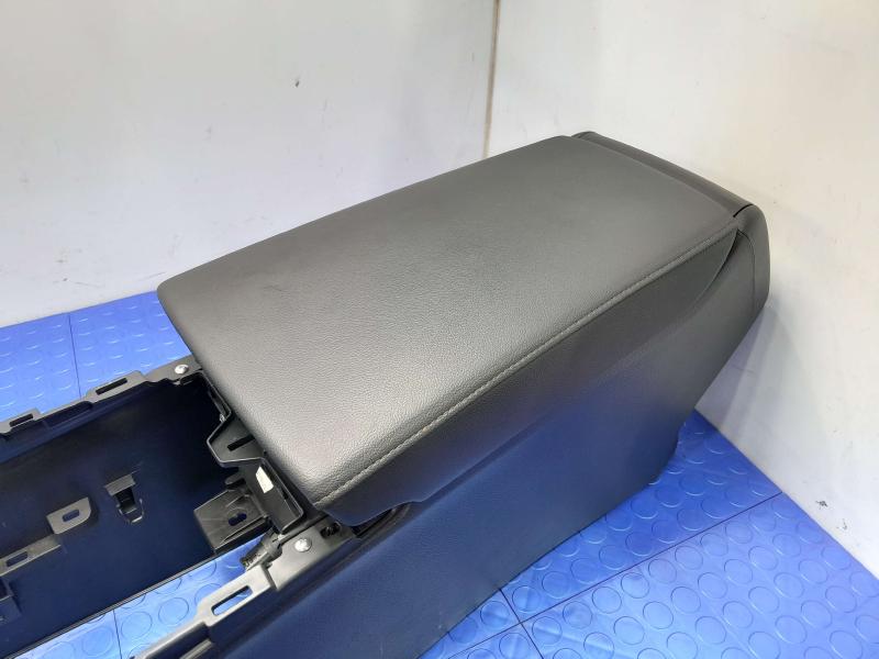 2020 Honda Accord Front Console