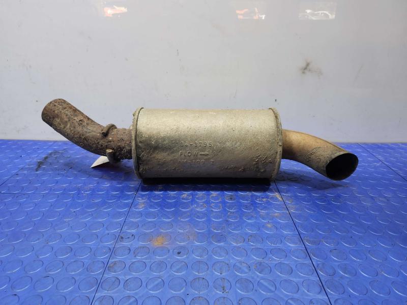 2012 GMC Yukon Muffler