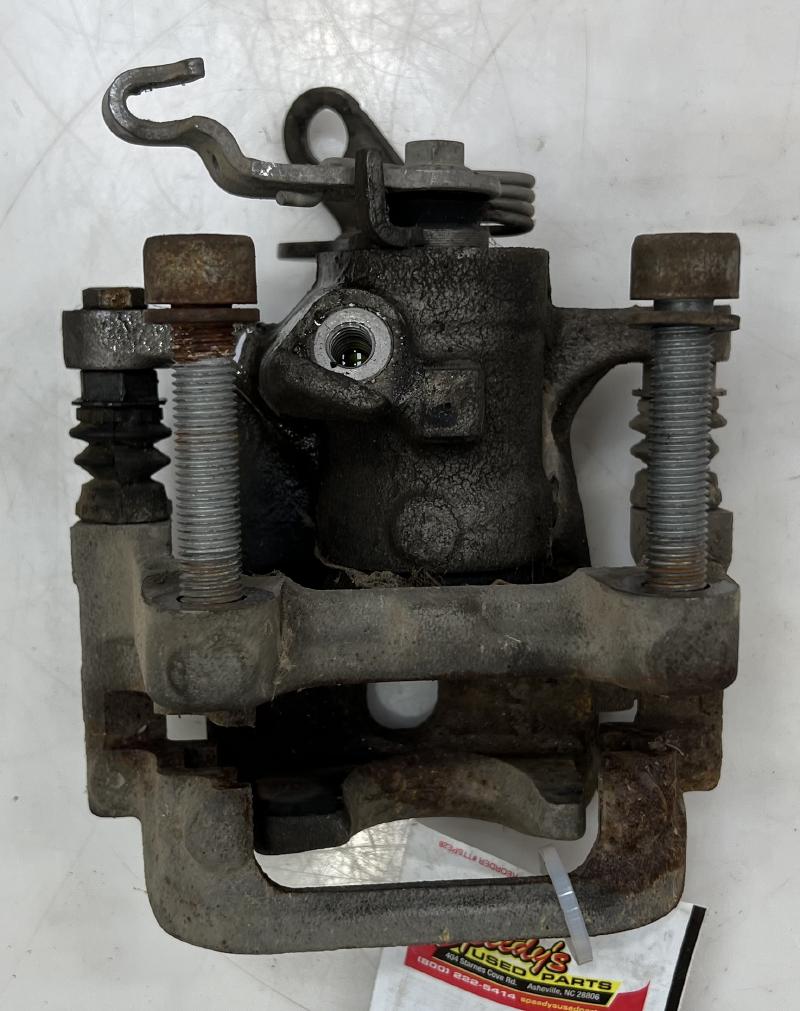 2015 Volkswagen Passat Caliper