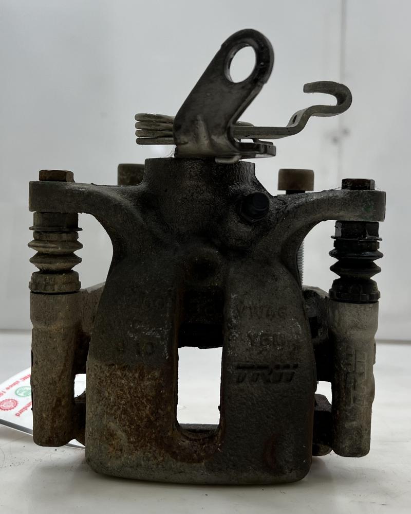 2015 Volkswagen Passat Caliper
