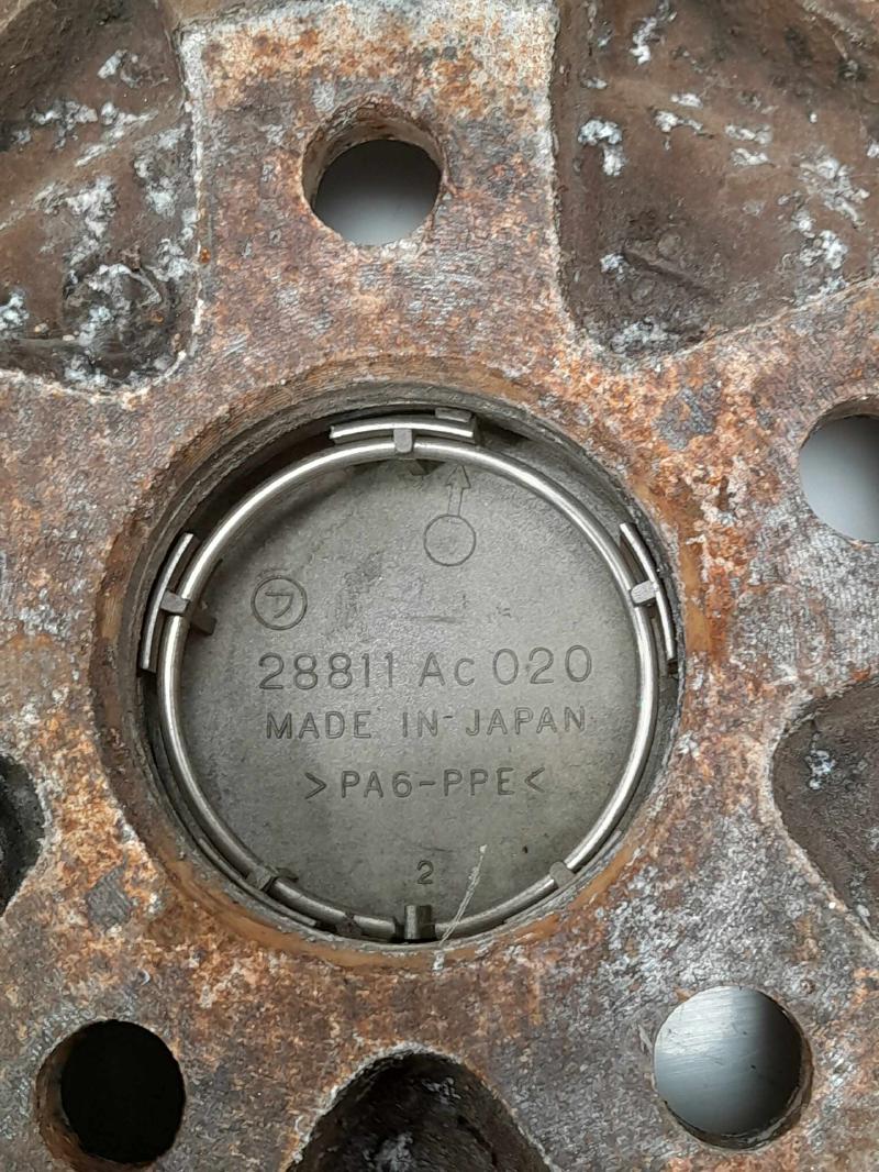 2004 Subaru Forester Wheel