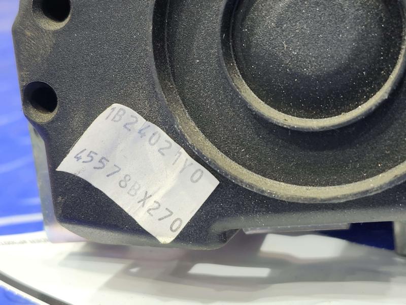 2011 Maserati Quattroporte Rear Seat Belt