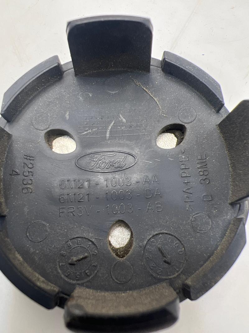 2019 Ford EcoSport Center Cap